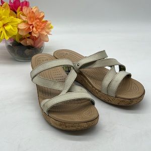 Crocs Off White Wedge Sandals Size 9. CR2790D